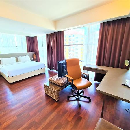 Nexus Regency Suites&Hotel Subang Jaya Buitenkant foto