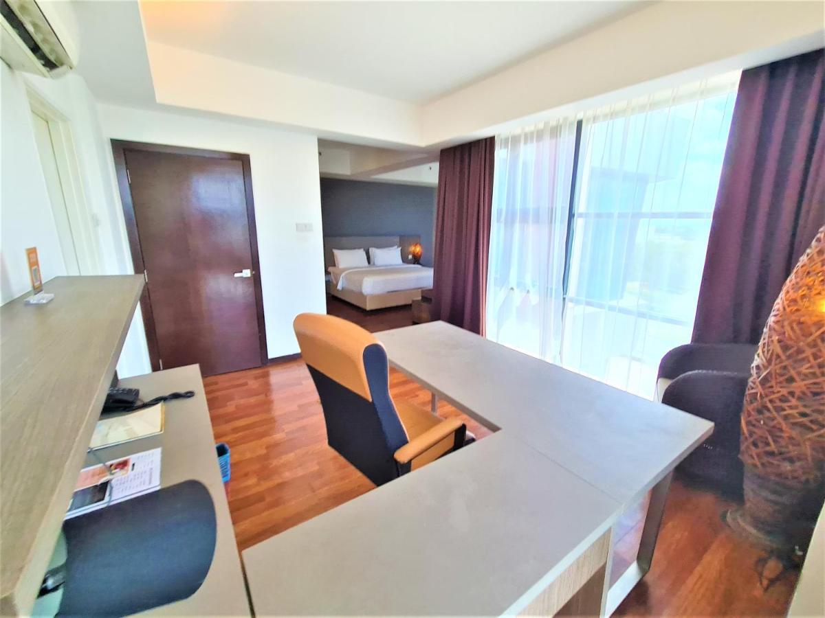 Nexus Regency Suites&Hotel Subang Jaya Buitenkant foto